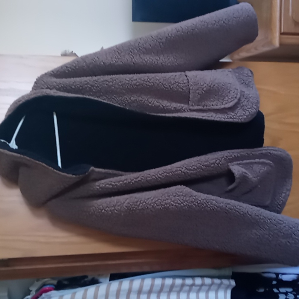 Reversible sherpa jacket